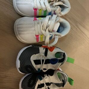 2 Pairs of Size 5 Kids Multi-Color Sneakers